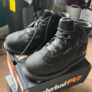 Men’s Timberland Steel Toe boots (9)